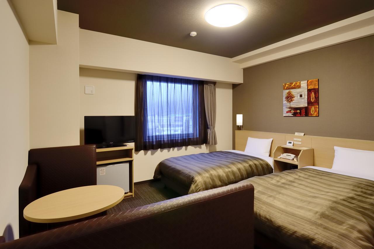 Hotel Route-Inn Fuji Chuo Koen Higashi Екстер'єр фото